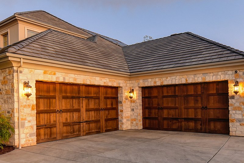 Wood Garage Doors: The Ideal Solution for Any Style of Home